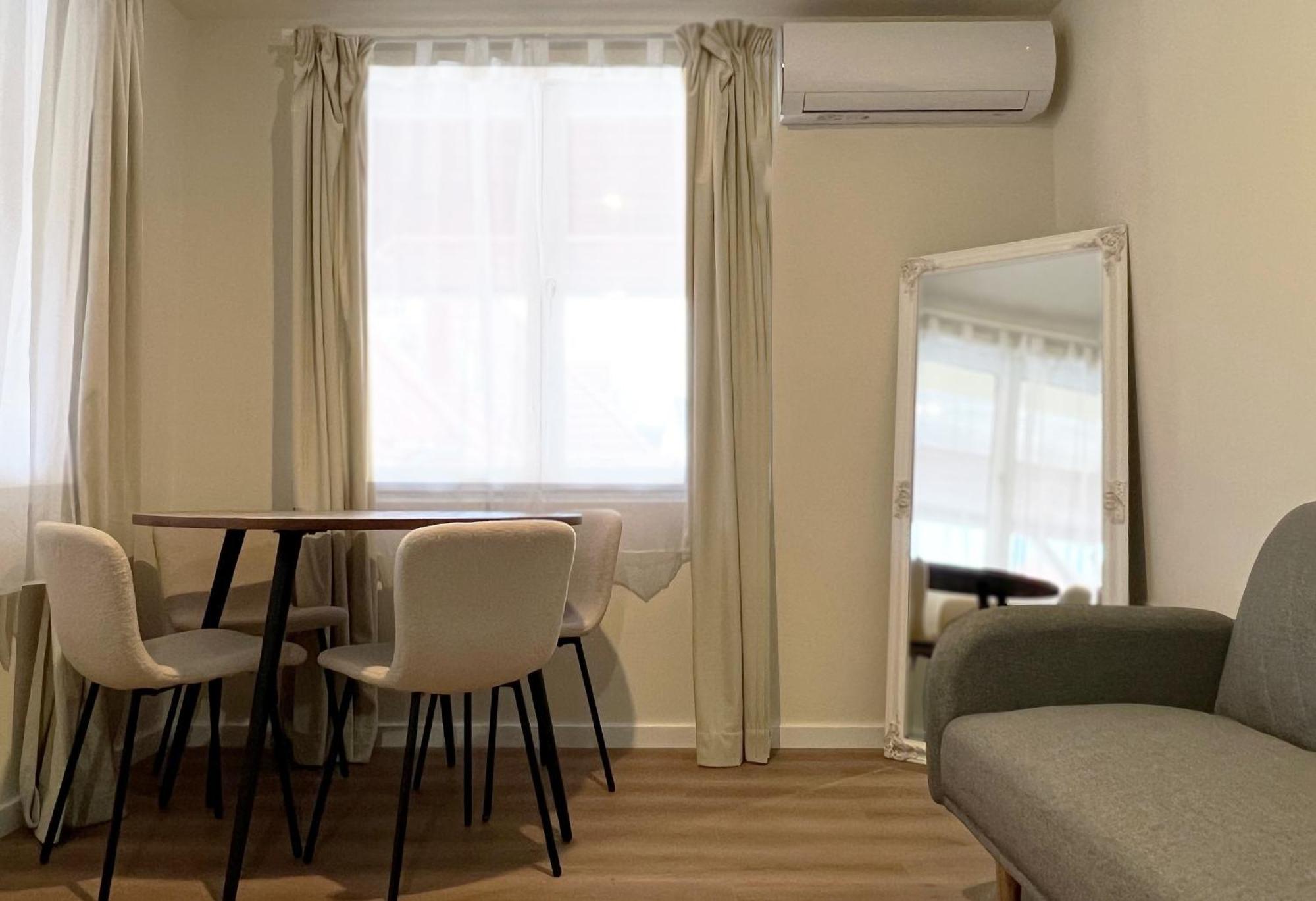 Hotel Nussbaum Panzió Keszthely Habitación foto